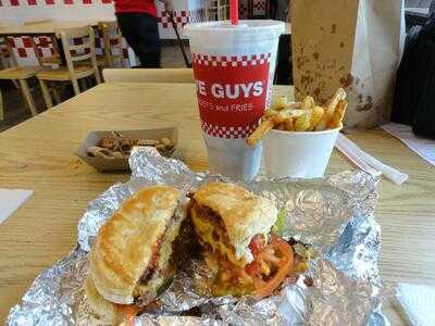 Five Guys, Gastonia