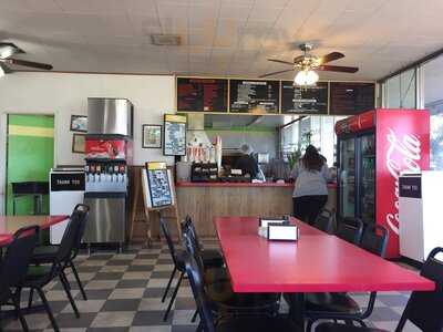 Giant Burger, San Leandro