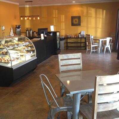 Fleur De Lis Gourmet Bakery