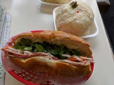 Saigon Sandwich House