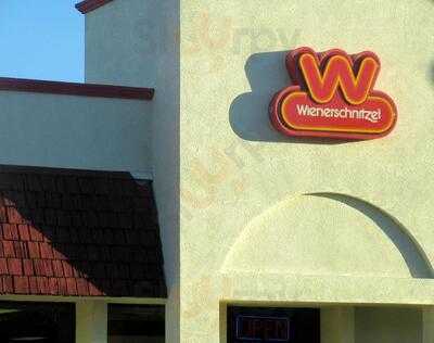 Wienerschnitzel, Sparks