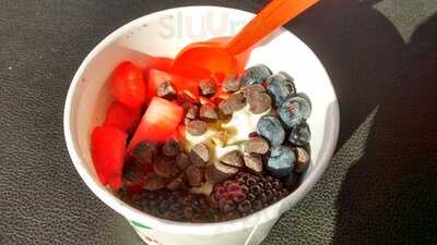 Chilly Billy's Frozen Yogurt