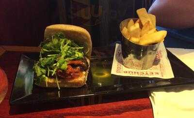 Red Robin Gourmet Burgers