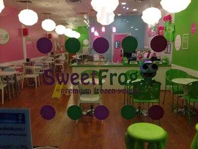 Sweetfrog Premium Frozen Yogurt, Mooresville