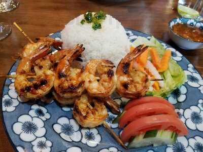 Hen Vietnamese Eatery