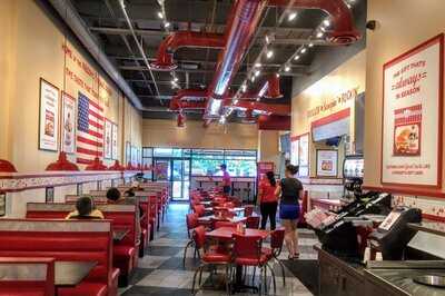 Freddy's Frozen Custard & Steakburgers, Iowa City