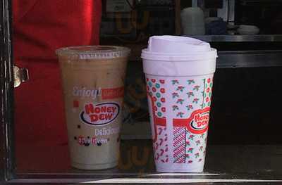 Honey Dew Donuts, Lowell