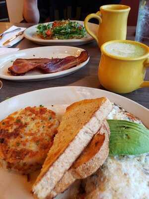 Snooze, an A.M. Eatery, The Woodlands