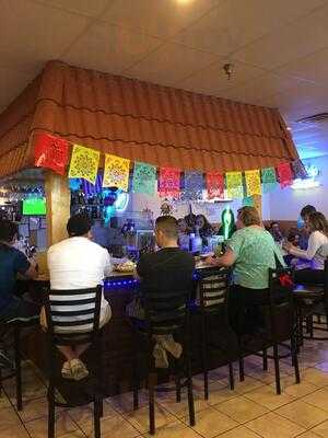 5 de Mayo West Mexican Restaurant, West Des Moines