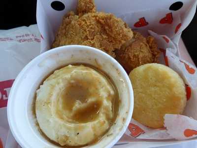 Popeye's Chicken And Biscuits