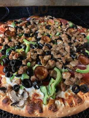 Straw Hat Pizza Fairfield ~ Horizon, Fairfield