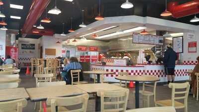 Five Guys, Broken Arrow