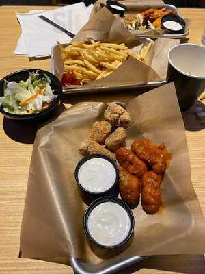 Buffalo Wild Wings, Longview