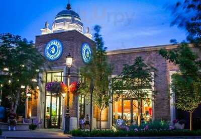 La Creme Frozen Yogurt, Meridian