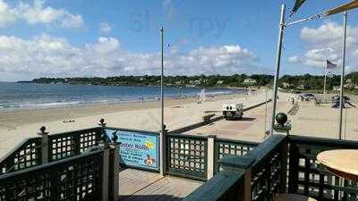 Easton's Beach Snack Bar, Newport