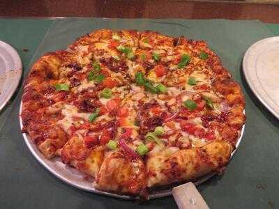 Round Table Pizza