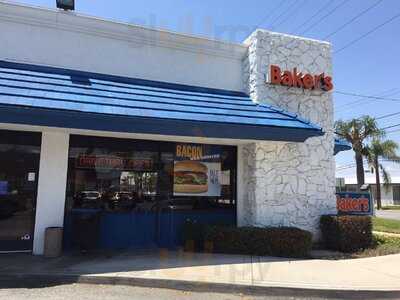 Baker's Drive-Thru, Redlands