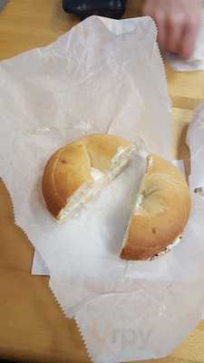 Bagel Boys, Newport