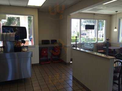 Wienerschnitzel, Moreno Valley