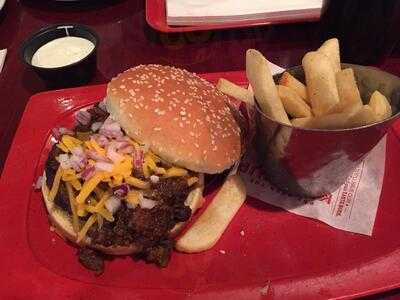 Red Robin Gourmet Burgers