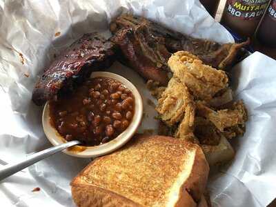 Daytona Pig Stand BBQ Restaurant, Ormond Beach