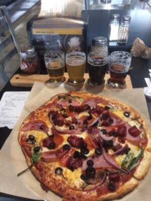 Innovation Brew Works And Pizza