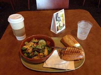 Panera Bread, Saint Joseph