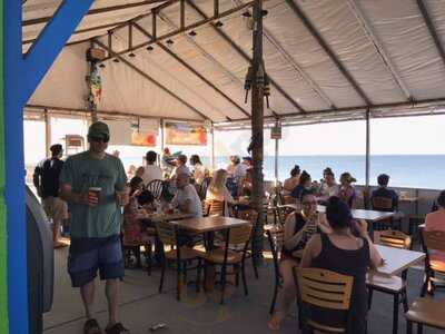 Sandy's at Plymouth Beach