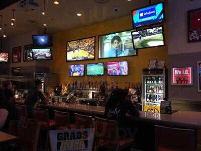 Buffalo Wild Wings Grill & Bar, Sioux City