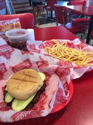 Freddy's Frozen Custard & Steakburgers