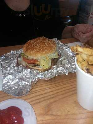 Five Guys, Dubuque