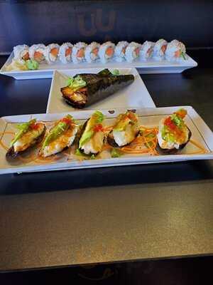 Konnichiwa Sushi & Bar, La Mesa