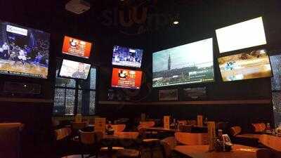 Buffalo Wild Wings, Grand Prairie