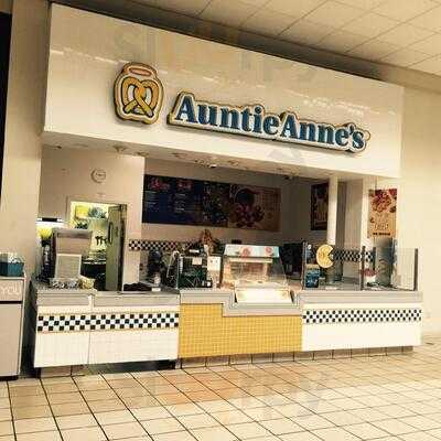 Auntie Anne's, Muncie