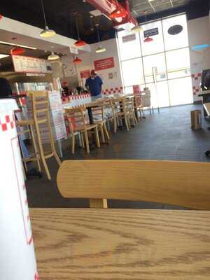 Five Guys, Lawton