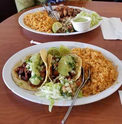 Taqueria Chabelita Taco Shop, Vista