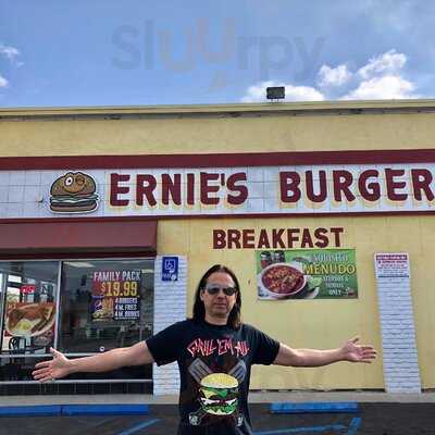 Ernie's Burgers, Alhambra