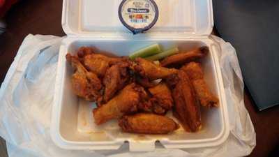 Moon’s Wings & Seafood, Warner Robins