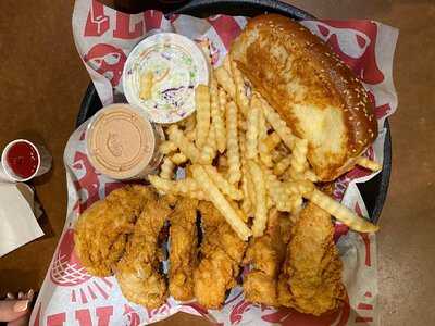 Raising Cane's Chicken Fingers, Upland