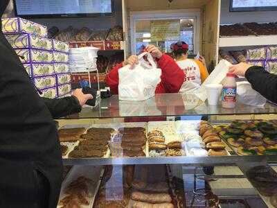 Mr. Ronnie's Famous Hot Donuts, Houma