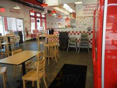 Five Guys, Portsmouth