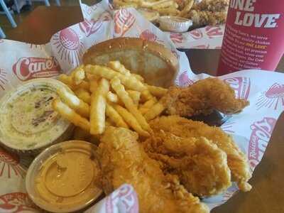 Raising Cane's Chicken Fingers, Chesterfield