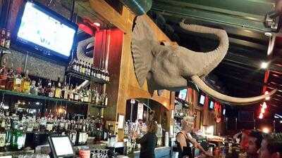 Tuskers Bar, Cheyenne