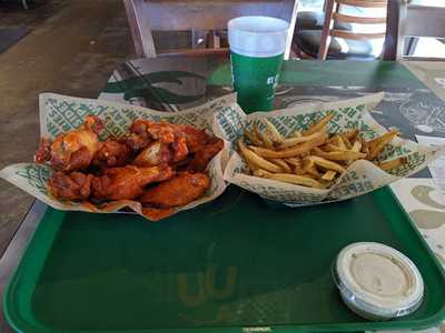 Wingstop, Tracy