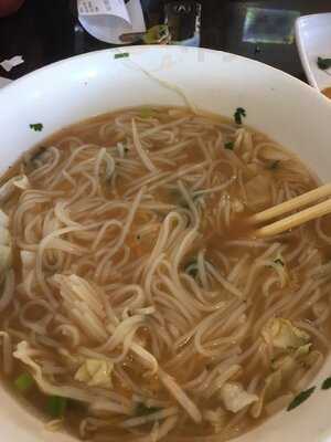 Pho Kobe, Victorville