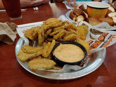 Hooters