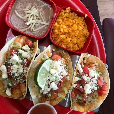 Rosies Cakes and Pacos Tacos, Saint Peters