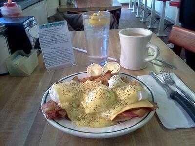 Capitol Diner, Lynn