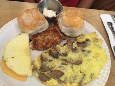 Breakfast On Broadway Cafe