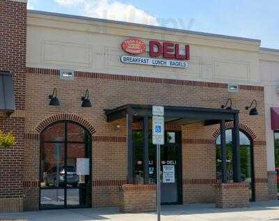 Tega Cay Gourmet Deli, Fort Mill